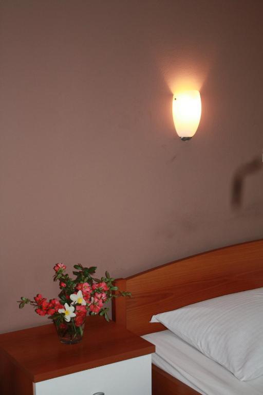 Guesthouse Ob Sotocju Budic Brežice Habitación foto